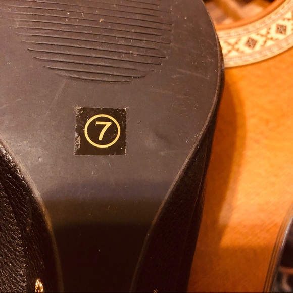 🌹Beautiful JohnFashion Embroidered, Beaded Slides - Picture 8 of 14